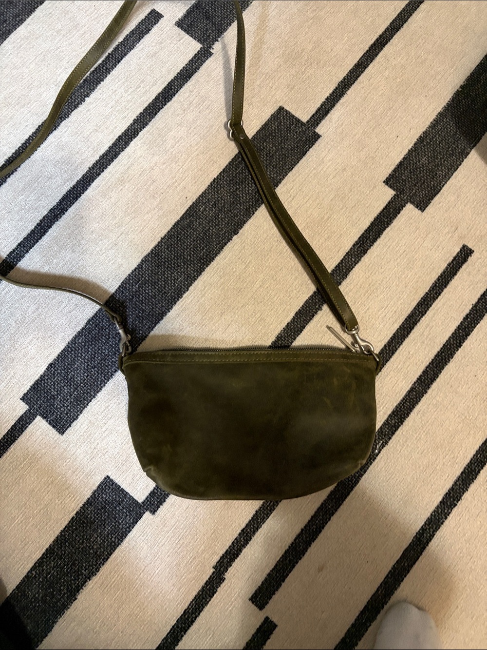 Rough and Tumble Small Crossbody Leather Bag in Dark Green